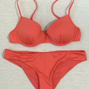 NWOT Victorias Secret Coral Underwire Bikini-Coral- 36B/M